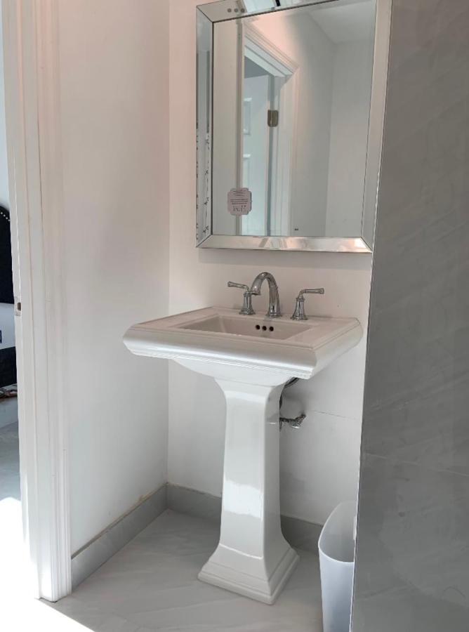 Room & Private Bathroom Boca Raton Buitenkant foto
